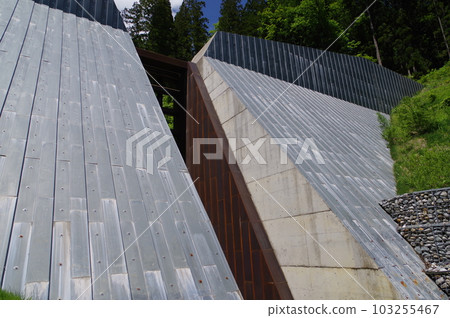Shinshu Otari village erosion control facilities Okusuren erosion control dam Dam covered with slit steel plates 103255467