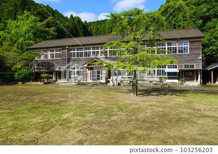 Ashikita Municipal Mejima Elementary School (closed) 103256203