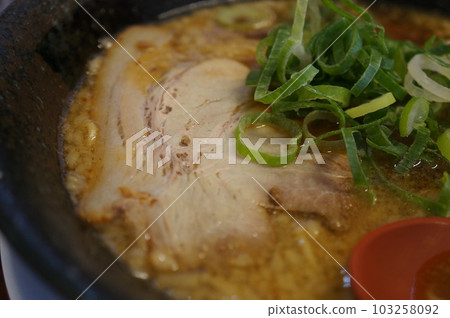 ramen ramen 103258092