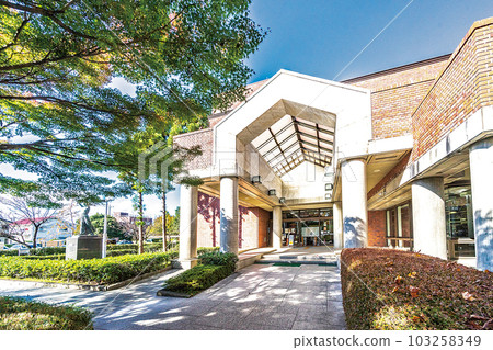 Koshigaya City Library Koshigaya City Library 103258349