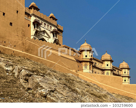 The famous Amber Fort, the fortified residence of Raja Man Singh I in the northern suburbs of Jaipur, India 103259600