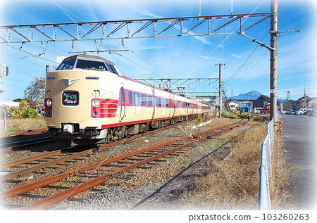 特快八雲經過JR荒島站：JNR色彩復興陣型（插圖風格） 103260263