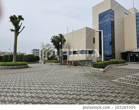 Scenery around Isesaki Civic Plaza, a famous spot in Isesaki City, Gunma Prefecture 103265505