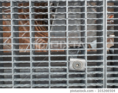 Galvanized grille transparent floor in platform construction Galvanized grille transparent floor in platform construction 103266504
