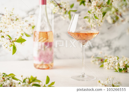 Rose wine glass 103266555