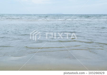 Chichibugahama Beach on a sunny day, Kagawa 103266929