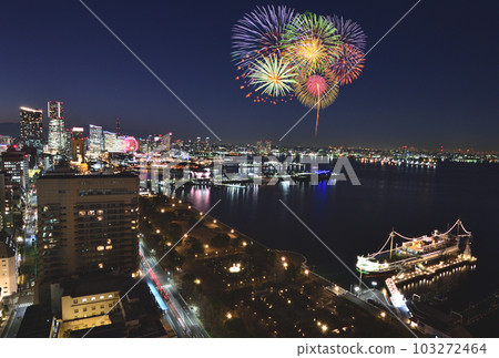 Minato Mirai Fireworks "Watch at Marine Tower" 3 Minato Mirai Fireworks "Watch at Marine Tower" 3 103272464