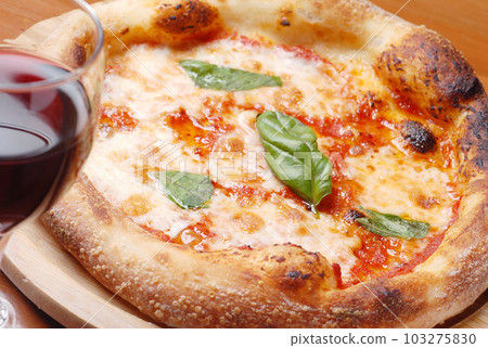 比薩餅圖片 比薩餅圖片 103275830