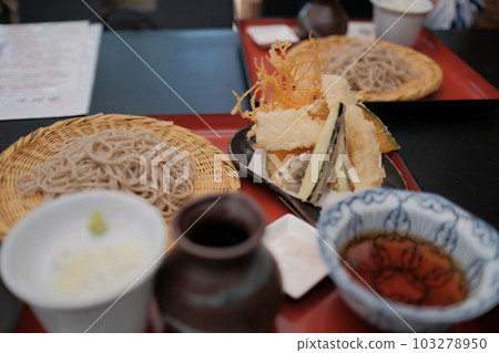 手工蕎麥麵 Chikaan 的天婦羅蕎麥麵 手工蕎麥麵 Chikaan 的天婦羅蕎麥麵 103278950