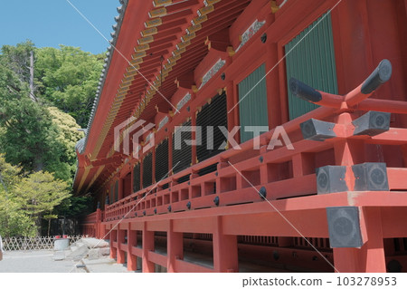 鎌倉鶴岡神社側面 103278953