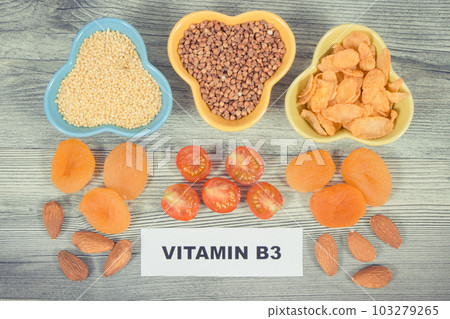 Healthy ingredients containing vitamin B3 and minerals. Nutritious eating Healthy ingredients containing vitamin B3 and minerals. Nutritious eating 103279265