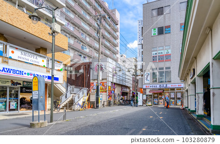 Urban scenery of Kawasaki City, Kanagawa Prefecture Shitte Station 103280879