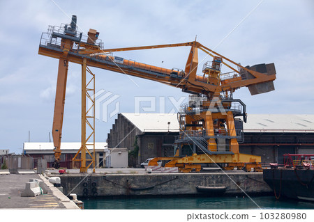 Fixed cargo crane at Port Reunion Ouest Fixed cargo crane at Port Reunion Ouest 103280980