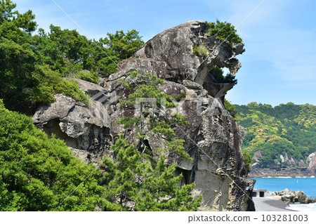 Shishiiwa, a World Heritage site 103281003