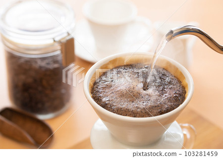 沖泡咖啡 103281459