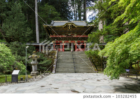 Nitenmon Gate of Nikkosan Rinnoji Taiyuin, an Important Cultural Property of Japan Nitenmon Gate of Nikkosan Rinnoji Taiyuin, an Important Cultural Property of Japan 103282455