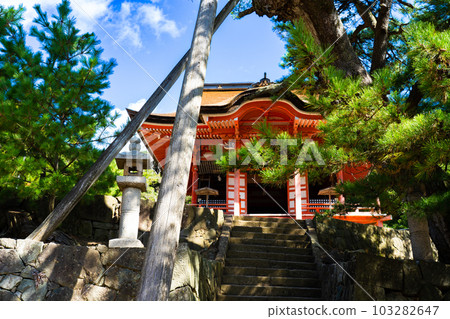 Hinomisaki Shrine Worship Hall of Kami no Miya (Kamimiya) Izumo City, Shimane Prefecture 103282647