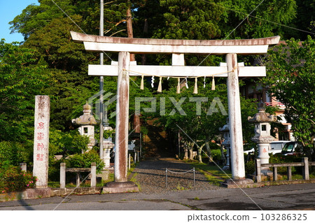 Takataki Shrine Torii Gate Takataki, Ichihara City, Chiba Prefecture Takataki Shrine Torii Gate Takataki, Ichihara City, Chiba Prefecture 103286325