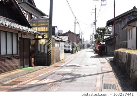 Takashima City, Shiga Prefecture Imazu's Hamadori townscape 103287441
