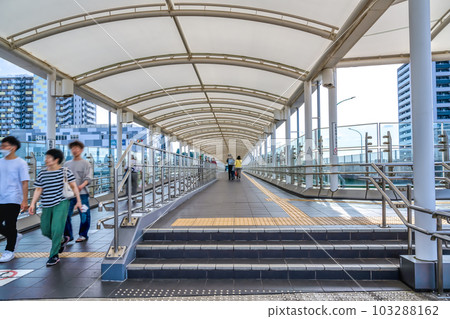 Urban scenery of Kawasaki City, Kanagawa Prefecture Shin-Kawasaki Station Urban scenery of Kawasaki City, Kanagawa Prefecture Shin-Kawasaki Station 103288162
