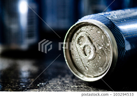 Fresh beer in can. 103294533
