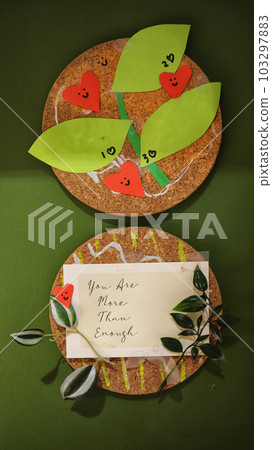 Wall note decoration at the green wall for kid room. 103297883