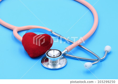Medical image (stethoscope and heart) Medical image (stethoscope and heart) 103299250