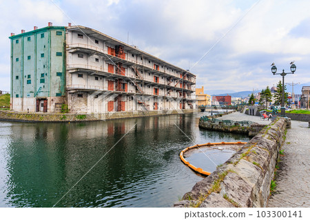 北海道小樽市北運河北海青館第3倉庫-照片素材（圖片） [103300141] - PIXTA圖庫