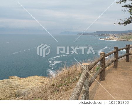 Noto Peninsula, a seaside walking path leading to Yoshitsune's Funakakushi 103301803