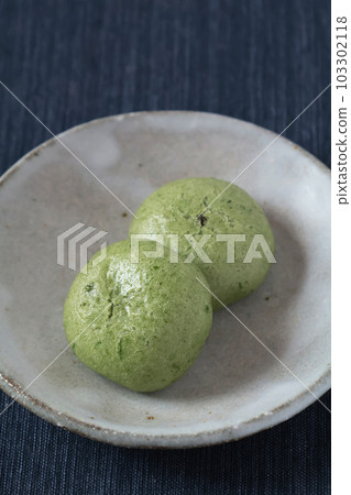 艾蒿饅頭（兩件） 103302118