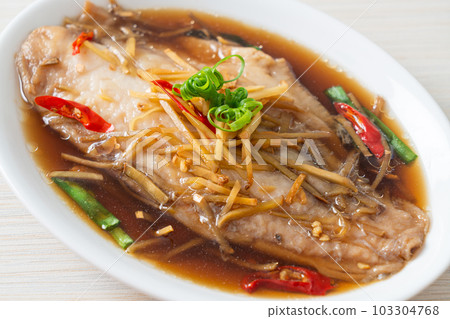 Steamed Fish with Soy Sauce Steamed Fish with Soy Sauce 103304768