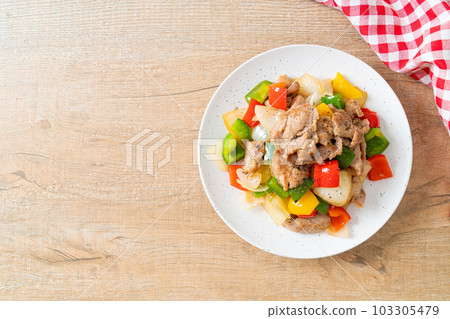 Stir Fried Pork with Black Pepper Stir Fried Pork with Black Pepper 103305479