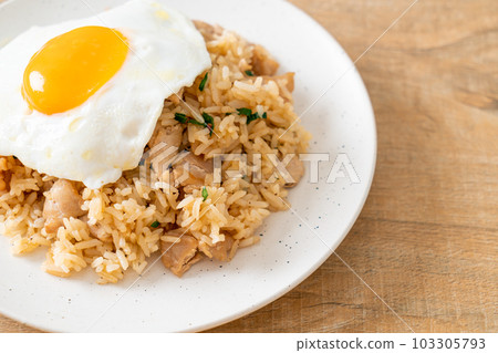 fried rice with pork and fried egg in Japanese style 103305793