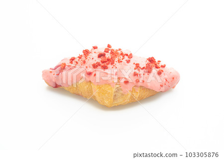 croissant with strawberry chocolate sauce croissant with strawberry chocolate sauce 103305876