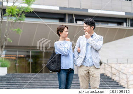 中間夫婦房地產 103309115