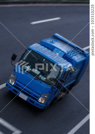 sporty garbage truck sporty garbage truck 103310226
