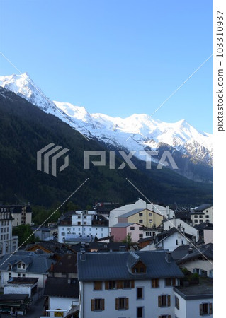 Mont Blanc seen from the city of Chamonix Mont Blanc seen from the city of Chamonix 103310937