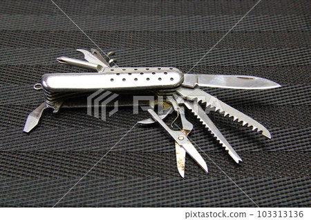 Ten special knives that I have been using for many years as an accompaniment to camping Ten special knives that I have been using for many years as an accompaniment to camping 103313136