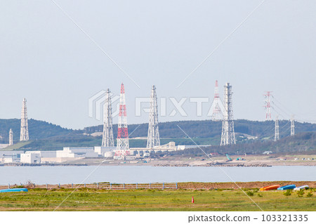 從湊町海濱公園看到的柏崎刈羽核電站 103321335