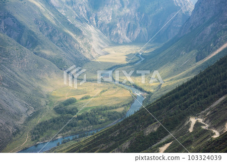 Valley of the river of Chulyshman 103324039