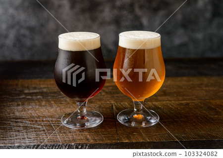 玻璃啤酒、艾爾啤酒和黑啤酒、精釀啤酒 103324082