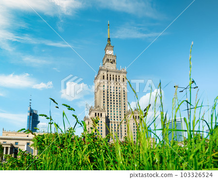High palace in Warsaw 103326524