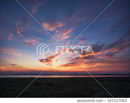 日落的天空 103327063