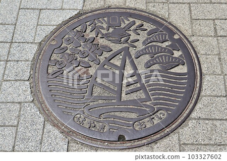 葉山町窨井蓋 葉山町窨井蓋 103327602