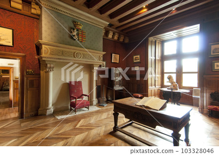 Azee Le Rideau城堡 103328046