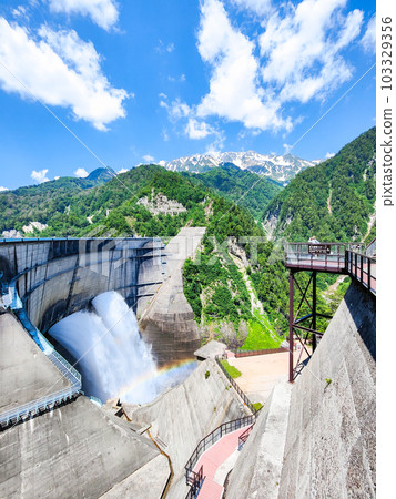 Kurobe Dam in early summer Kurobe Dam in early summer 103329356