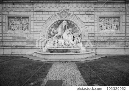 Italy Europe snap film Italy Europe snap film 103329962