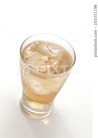 Ginger ale Ginger ale 103331196