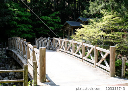 A view of the Enreikyo Bridge over the Jakuchi River A view of the Enreikyo Bridge over the Jakuchi River 103333743