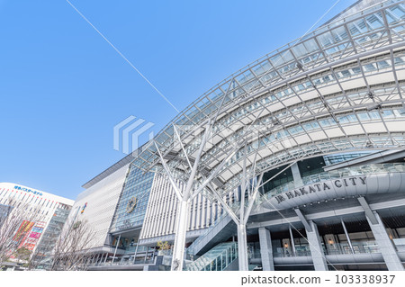 Fukuoka City, Fukuoka Prefecture, the largest terminal station in the Kyushu region, sunny JR Hakata Station (Hakata Exit) 103338937